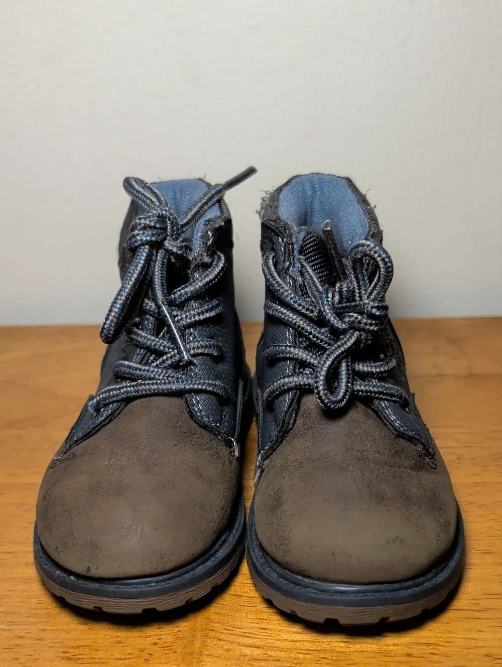 Oshkosh B'Gosh Murphy Boots Brown Blue Lace-Up Toddler Boys Size 6